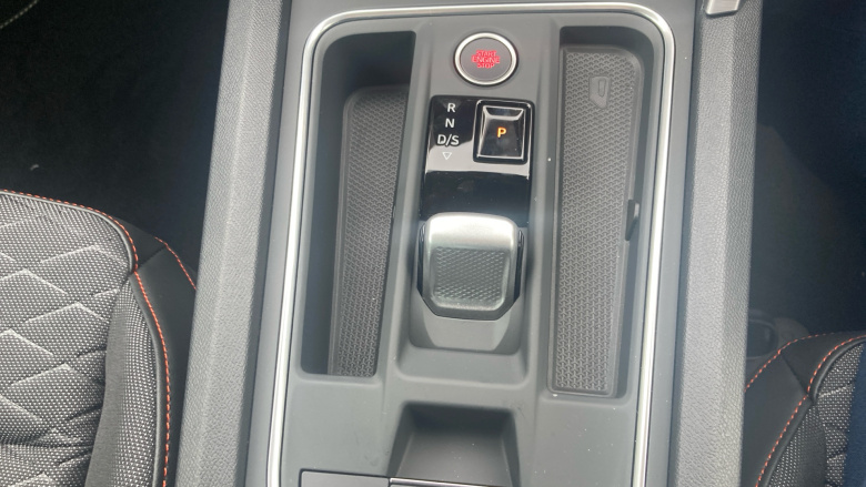 SEAT Leon 1.5 e-Hybrid FR 5dr DSG [DAP] Hatchback